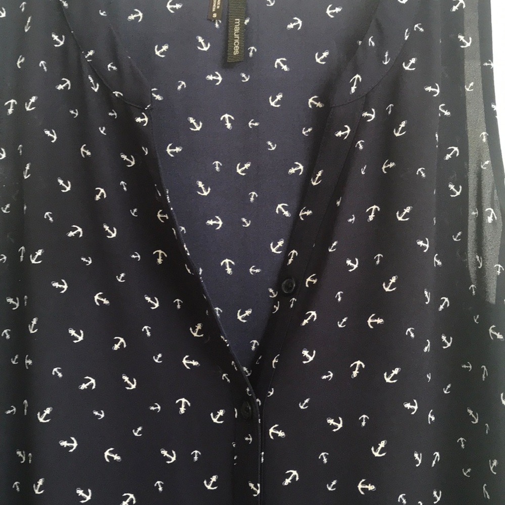 💜Tops 3 for $15 - add to bundle - Picture 4 of 6